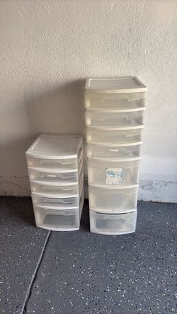 Plastic storage bins