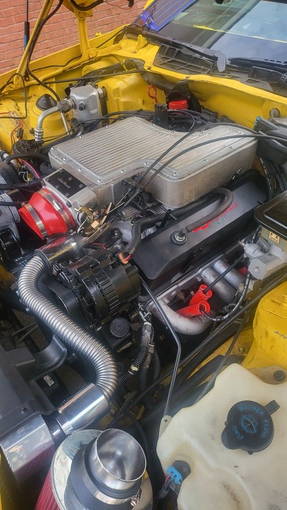 Lingerfelter Super Ram, Edelbrock Hi Flo Lower Intake And 52mm Tb