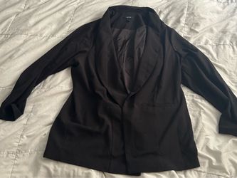 Size 3 Torrid Black Blazer