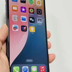 Unlocked iPhone 11 Pro Max 256GB & 97% Battery | Desbloqueado | For all carries tested & ready for use!