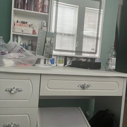makeup vanity