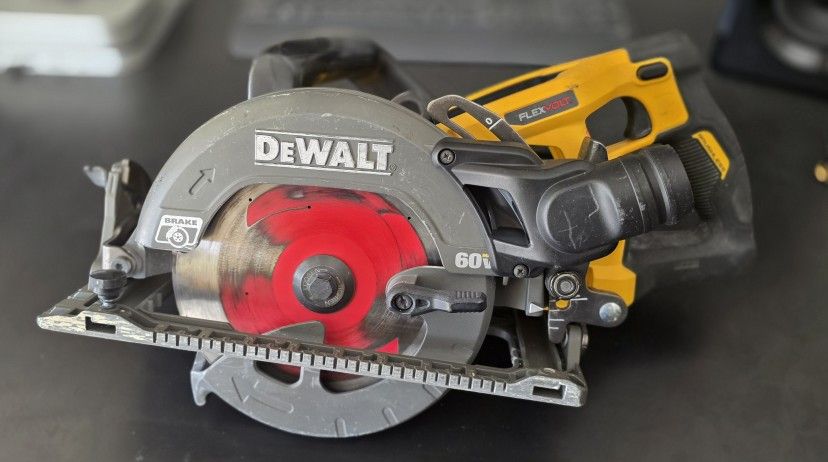 ⚡ DEWALT FLEXVOLT 60V MAX Worm Drive Style Circular Saw (DCS577)