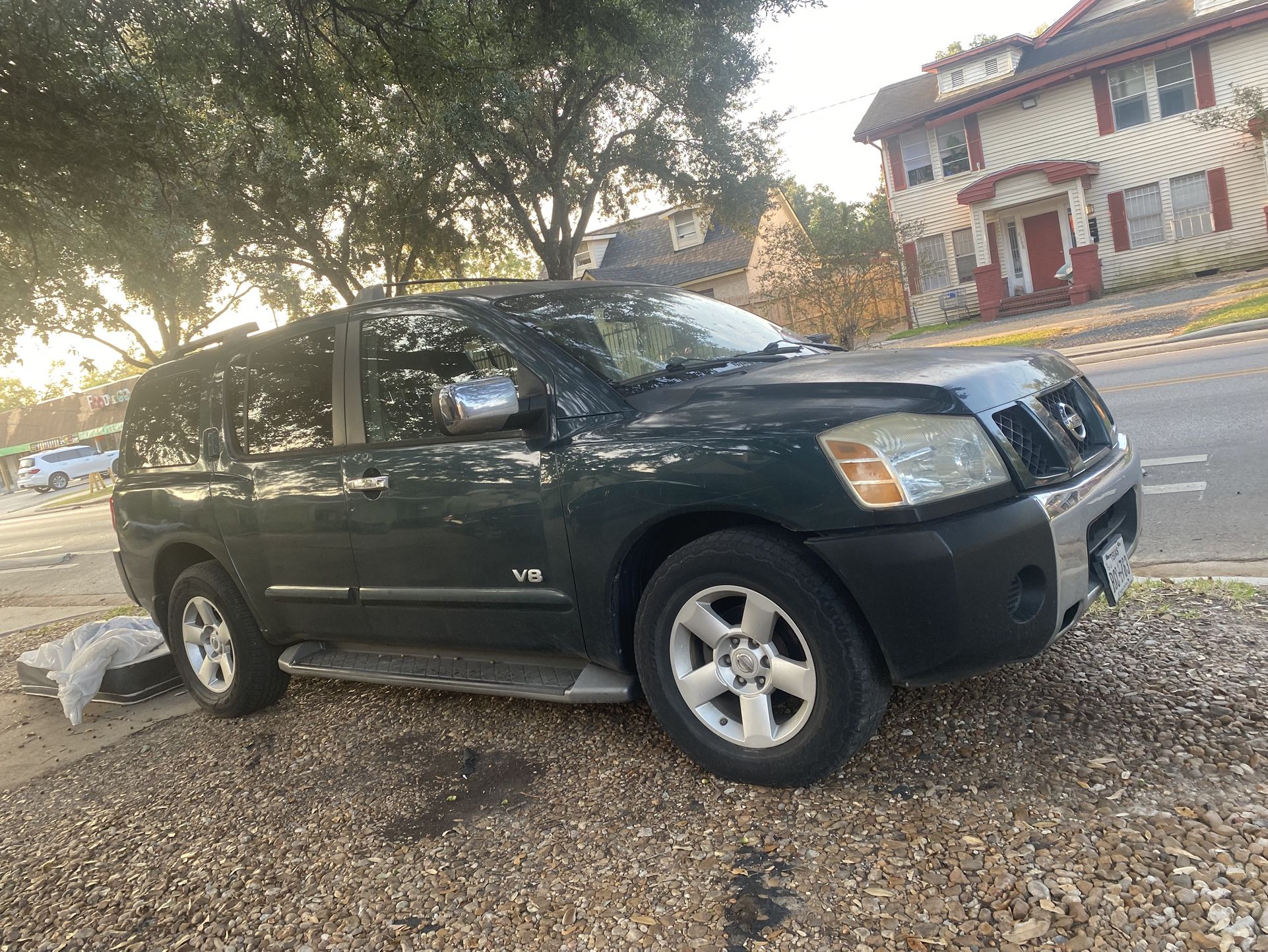 2005 Nissan Armada