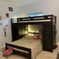 Major Bunk Bed With Built In Dresser And Drawers