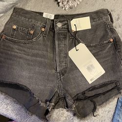 Levi’s High Rise Waisted Shorts 501