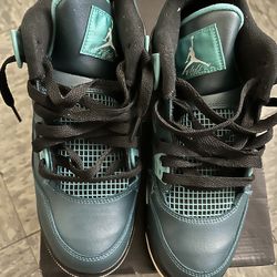 Jordan 4