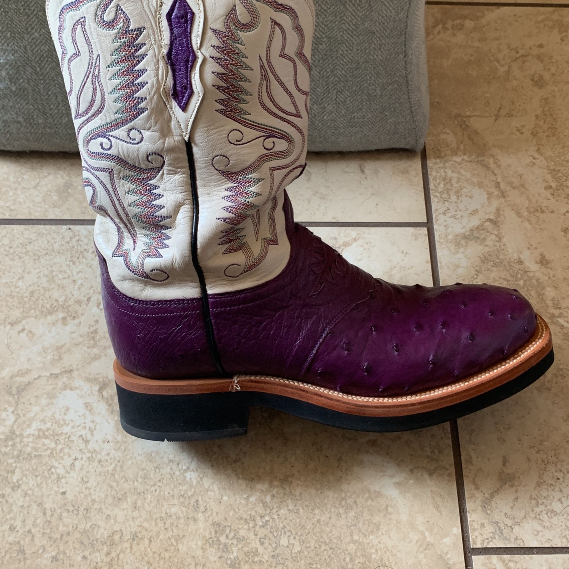 General Women's Lucchese Cowgirl Boots