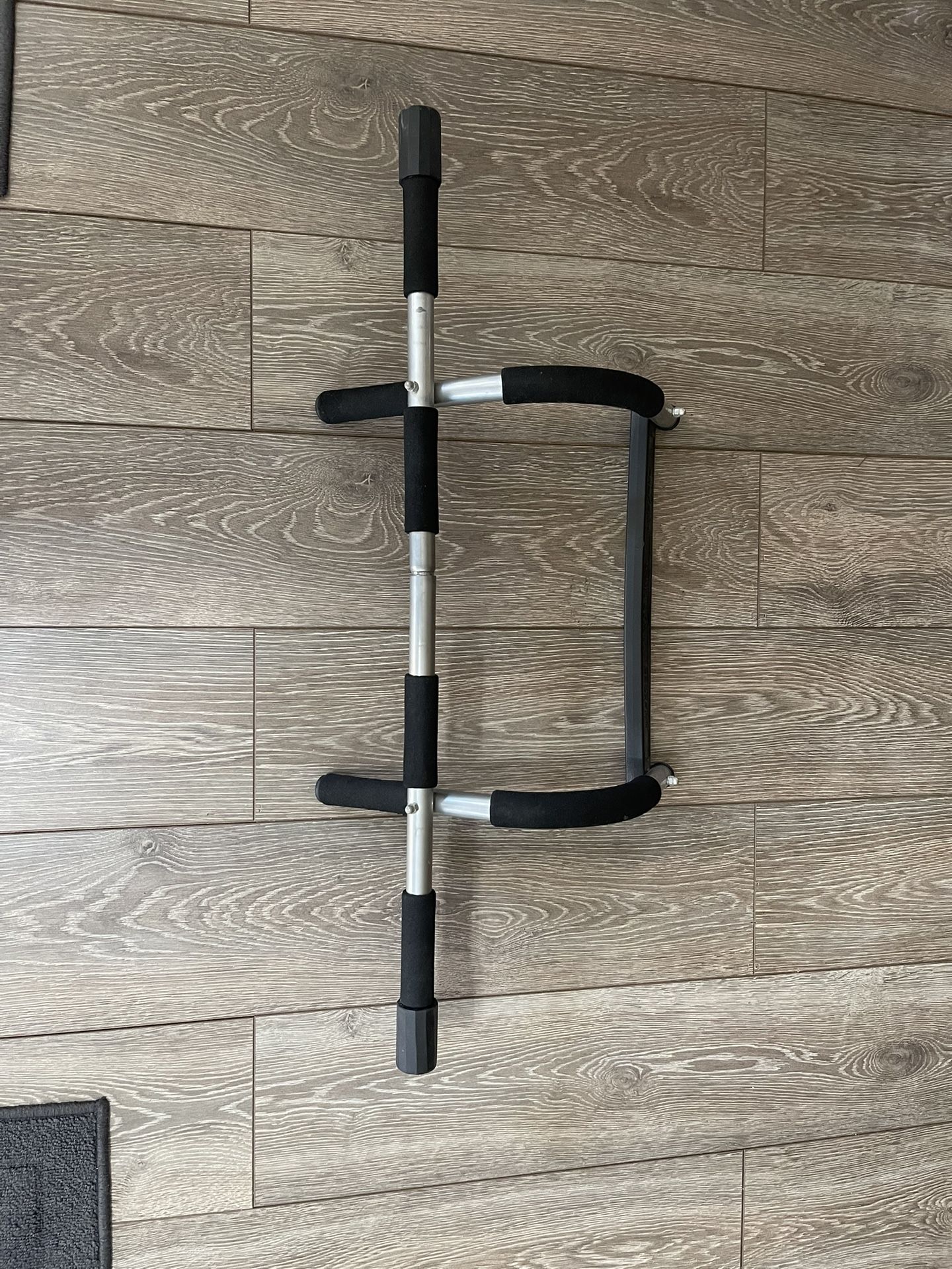 Chin Up Pull-Up Bar For Doorway