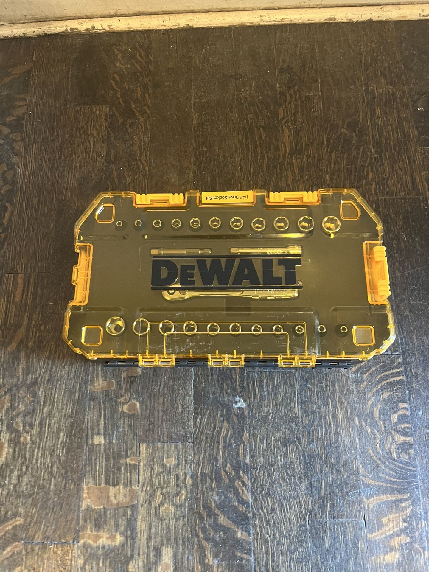 DEWALT 1/4" Drive 25 Piece Socket Set