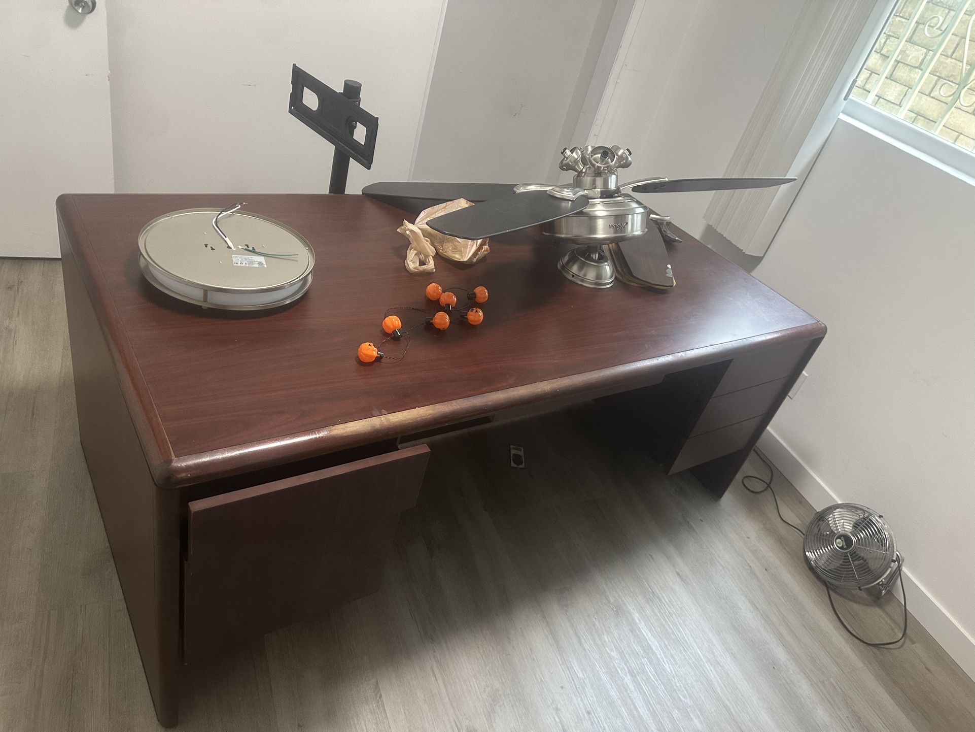 NEED OUT ASAP! ***MAKE AN OFFER***