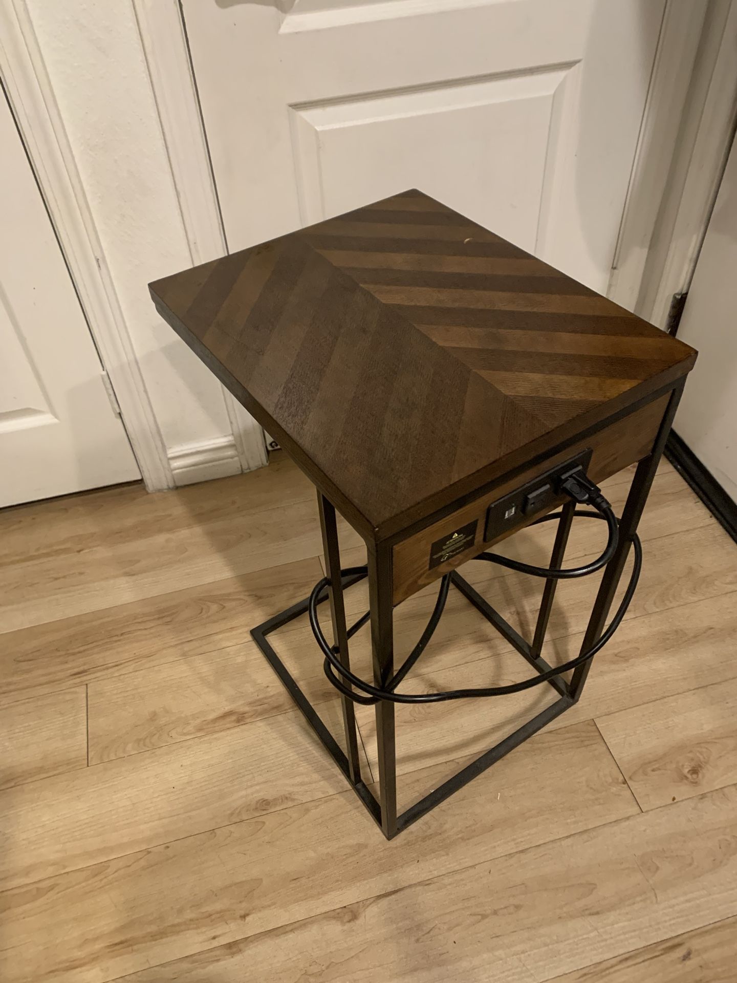Couch Side Table W/ USB Plugs