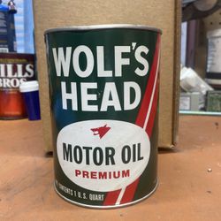 Vintage Wolf's Head Motor Oil 1 quarr