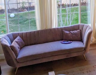 Free Pink Sofa