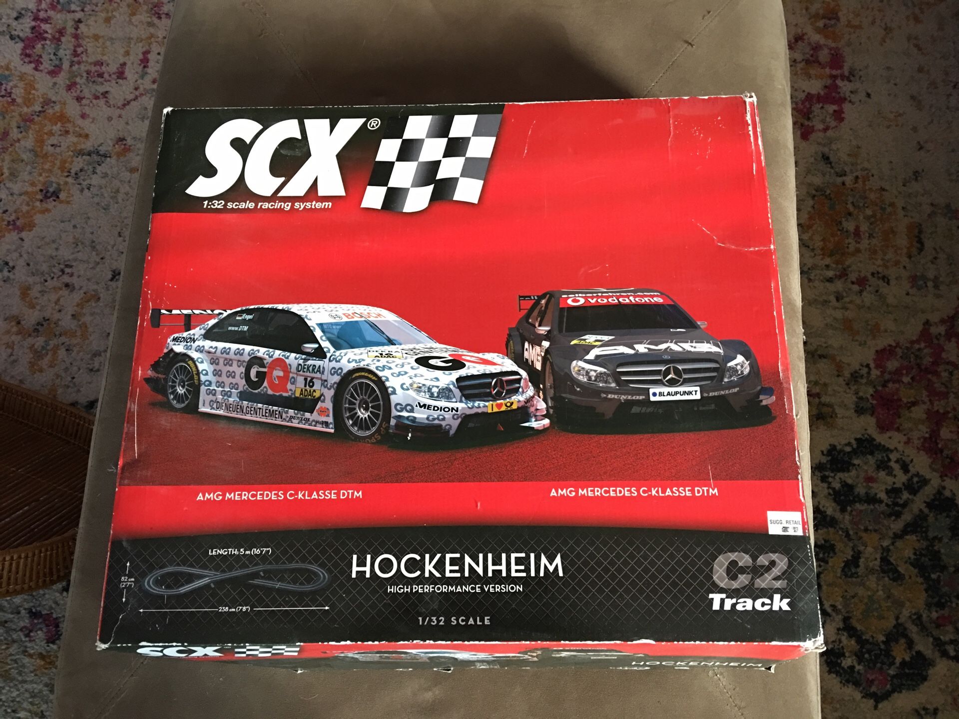 SCX Hockenheim 1:32 scale racing system