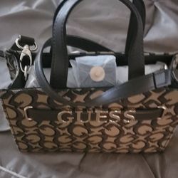 Guess purse