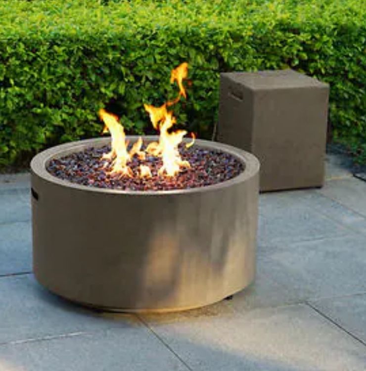 Bond 32β Steel Patina Gas Fire Pit w Tank Hideaway
