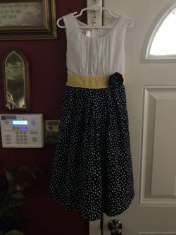 Spring/Summer Black , White and Yellow Dress( Rare Editions) Size 7