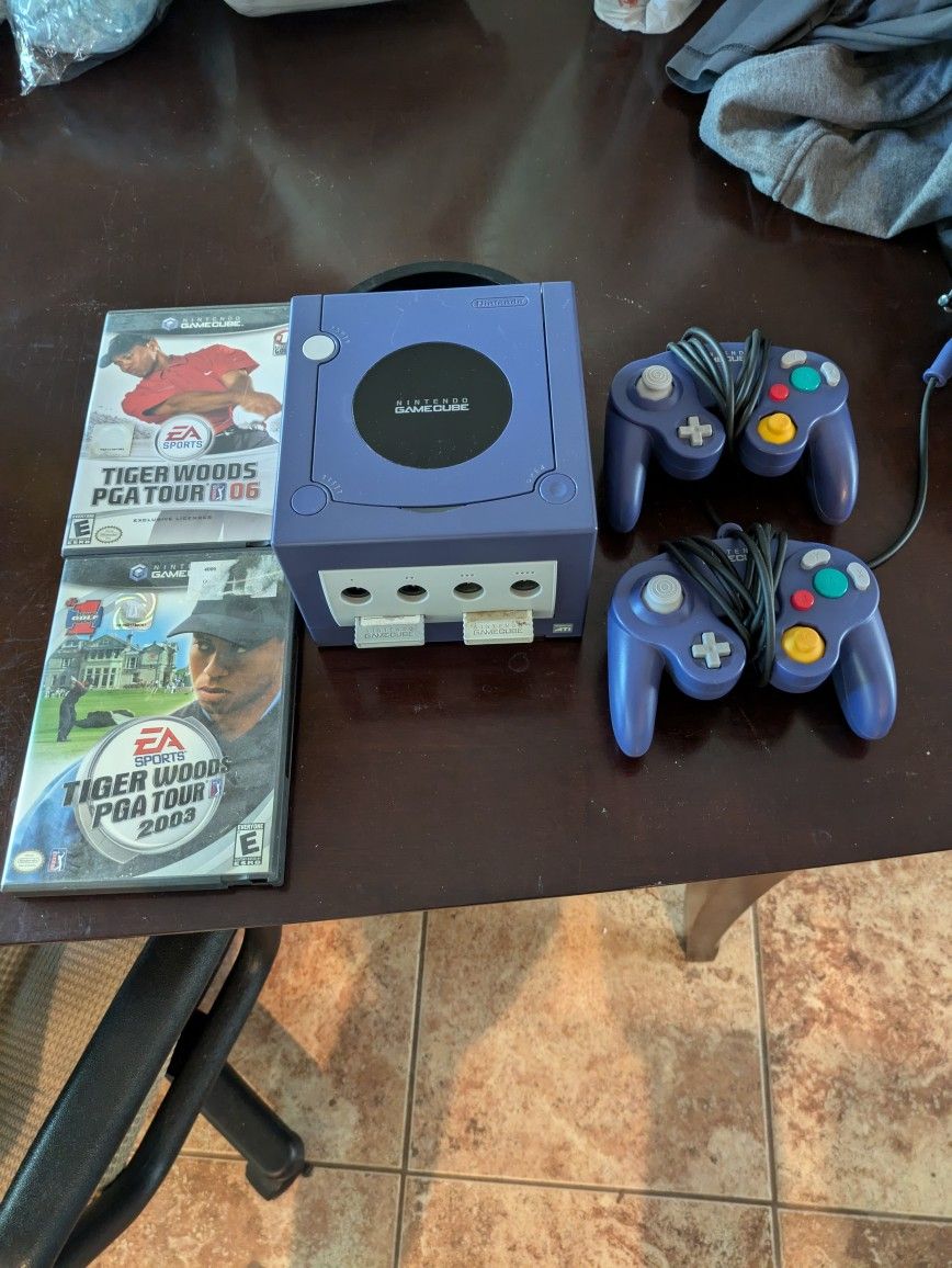 Nintendo GameCube 1st Gen 🔵 Blue With Extra Controller And 2x Games