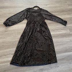 Cute Black Velour Dress Size Medium 