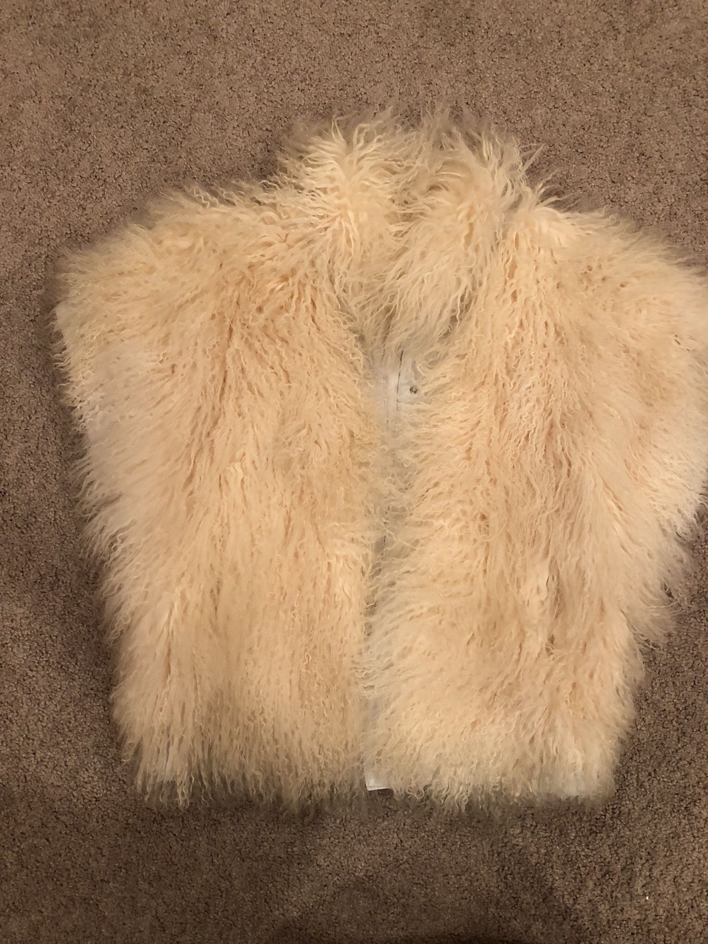 Natural sheep fur with leather