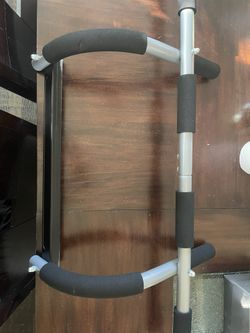Doorway Pull-Up Bar- Make An Offer