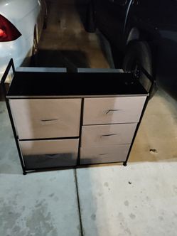 5 Drawer Holder