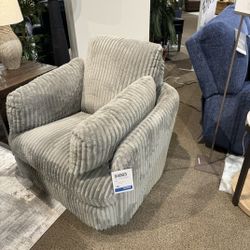 Lindyn Swivel Glider Recliner