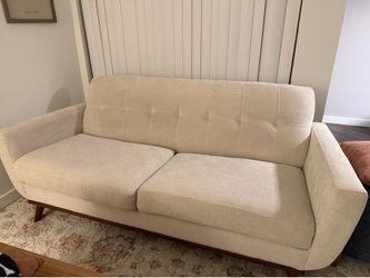 Beige couch - Rooms To Go