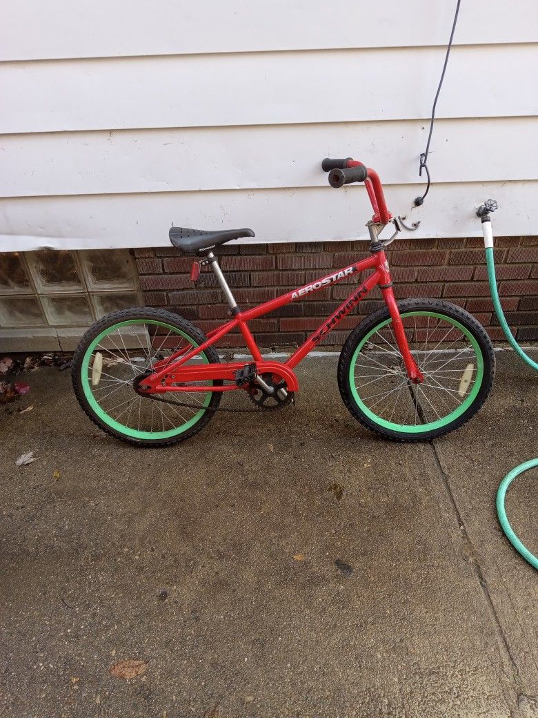 Schwinn Aerostar(1989) Red  BMX