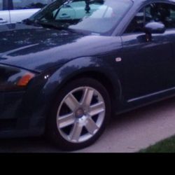 2004 Audi TT