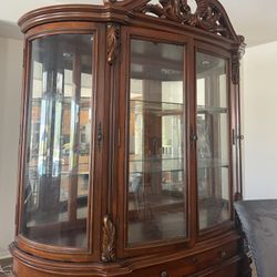 Beautiful China Hutch