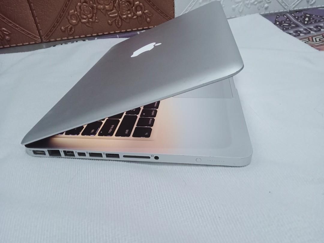 Apple MacBook Pro 13” I5/8GB/256GB SSD $140