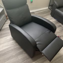 $25 Recliner Chairs