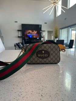 AUTHENTIC Gucci bag crossbody purse designer fashion handbag strap 100% authentic