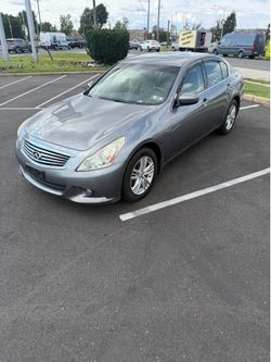 2011 Infiniti G25