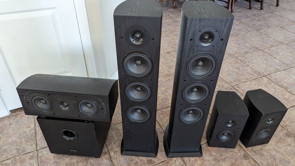 Pioneer 5.1 Home Theater System SP-PK52FS