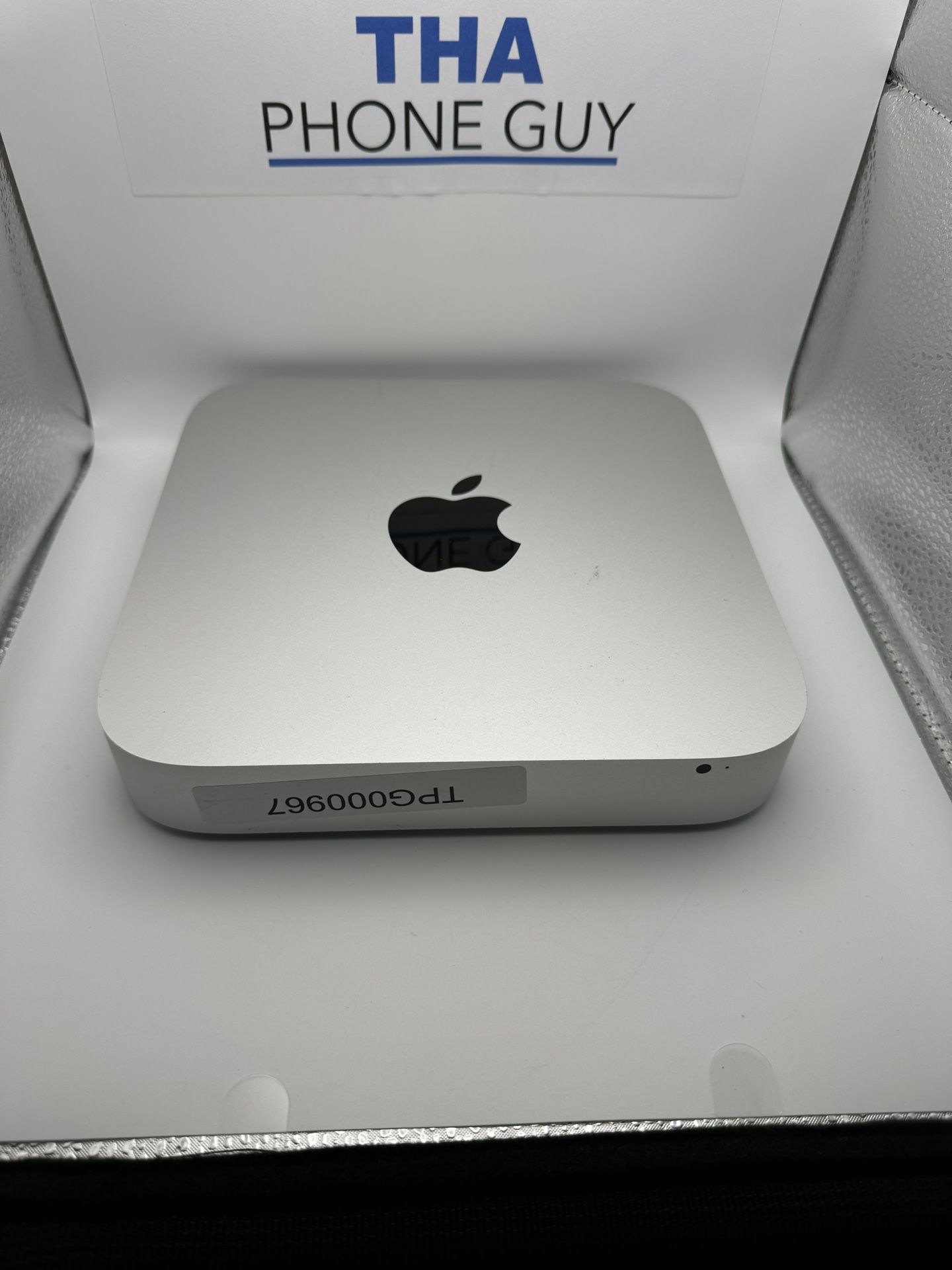 Apple Mac Mini (Late 2014) 2.6 CHz Dual-Core Intel Core i5 8GB 1TB