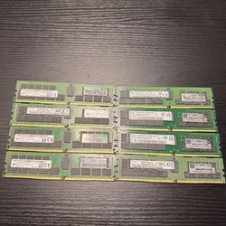 32GB DDR4 8 Sticks