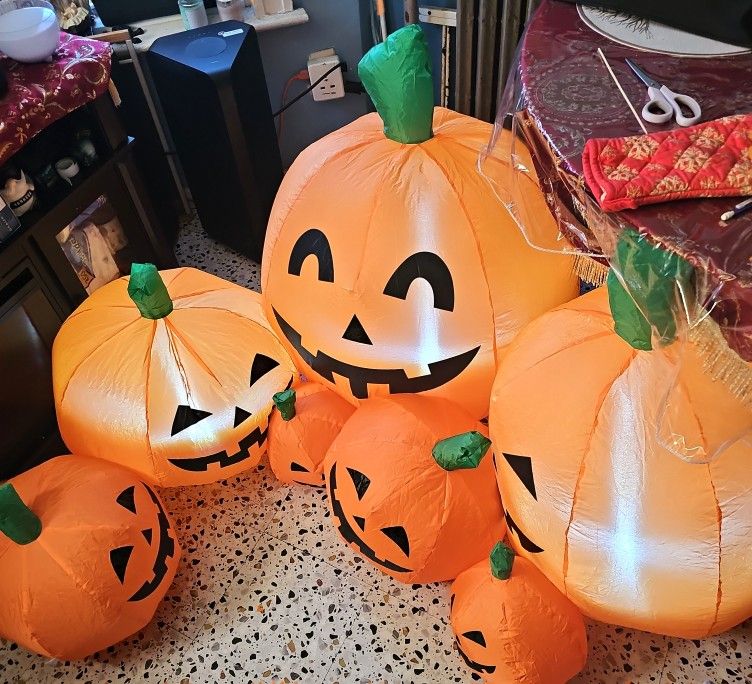 5.8 FT Long Halloween Inflatables Pumpkin Outdoor Decorations Blow Up Inflatables Pumpkin LEDs Outdoor Blow Up Yard Decorations for Holiday Party Lawn