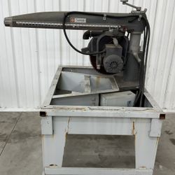 Dewalt Large Cross Cut Saw