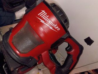 Milwaukee M18 Compact Vacuum 