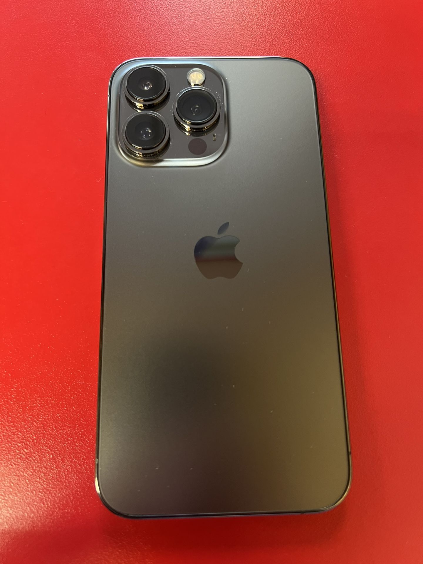 iPhone 13 Pro (unlocked 256gb)