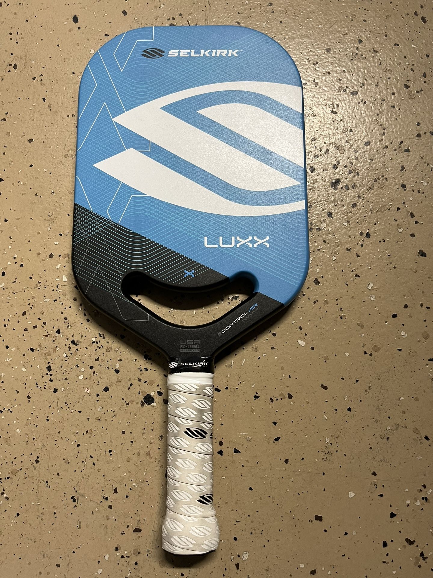 Selkirk Luxx