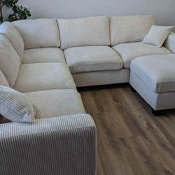 New 99x99 Off White Sectional Couch With Ottoman / Free Delivery 