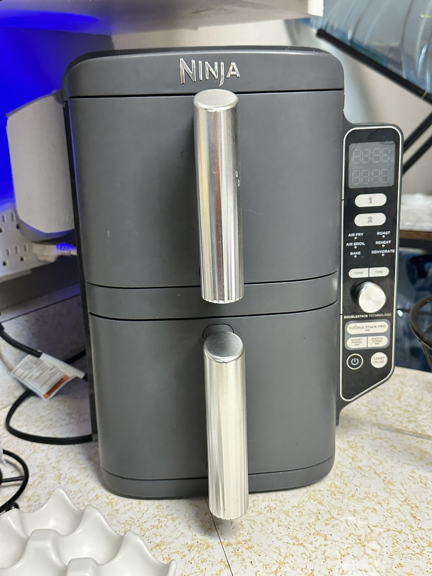 Ninja Double Stack air fryer 1year Old Really Good Just Big For Me.