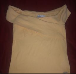 Hollister Top