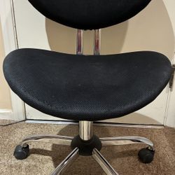 Adjustable Height Swivel Chair 