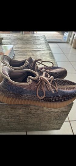 Adidas Yeezy Boost 350 V2 Sneakers