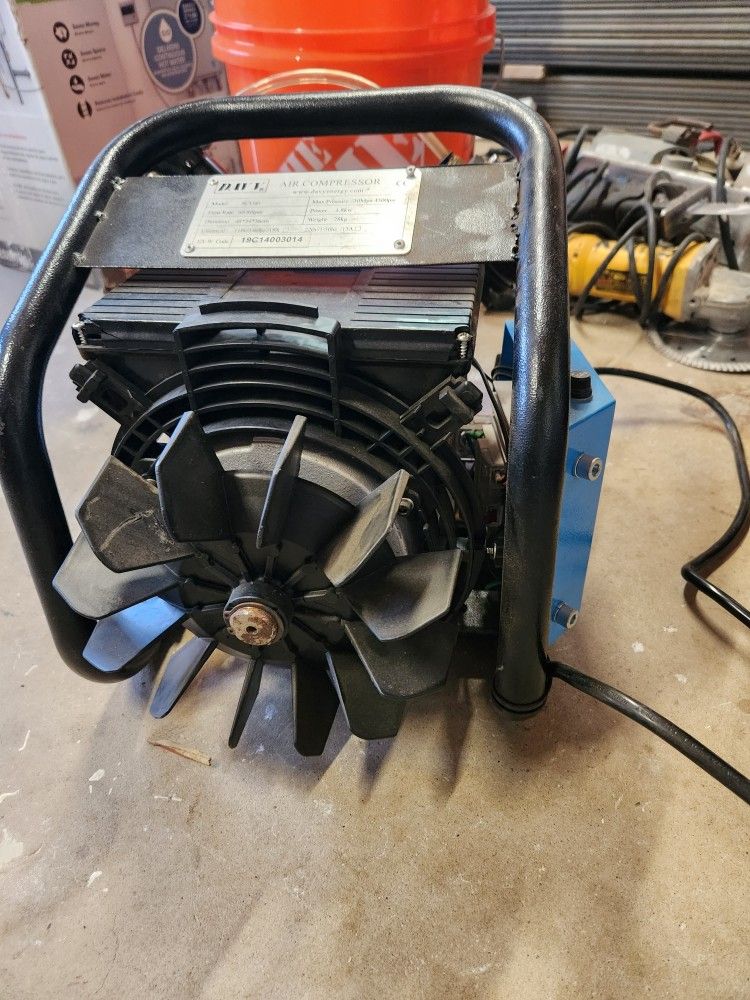 DAVV SCU60 4500 Psi High Pressure Air Compressor 