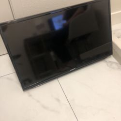 Samsung TV With Wall Mount